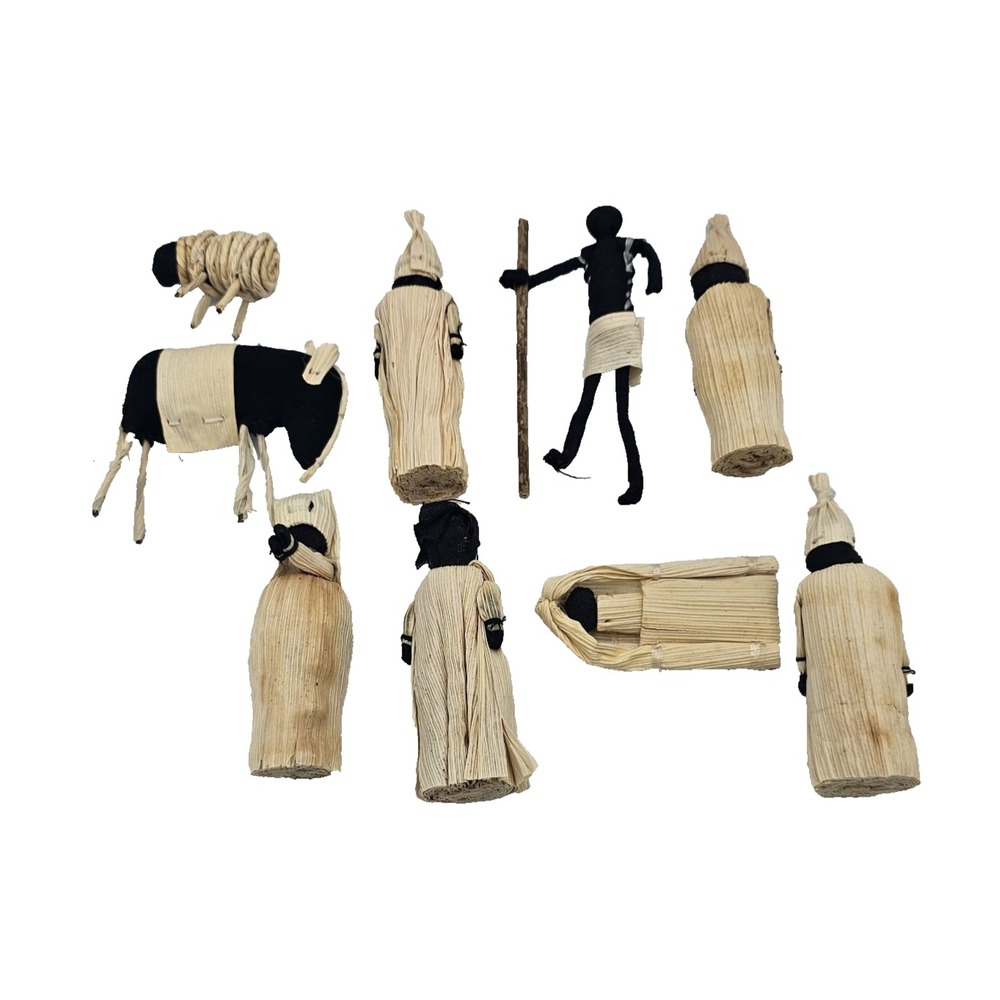 Vintage 9-Piece Corn Husk Nativity Set Folk Art Handmade Collectible Christmas